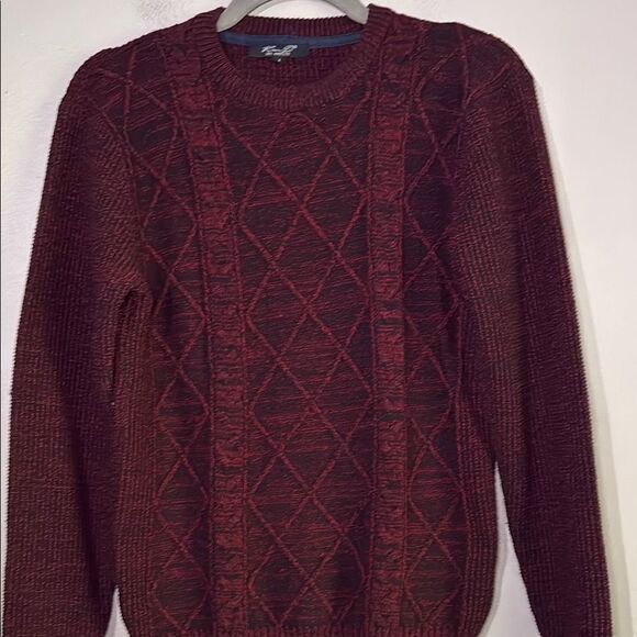 Red Crewneck Sweater with Argyle Pattern - Picture 3 of 6